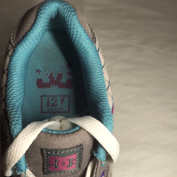 Girls Etnies Sneakers Size 12 Youth Shoes Logo - Picture 10 of 10